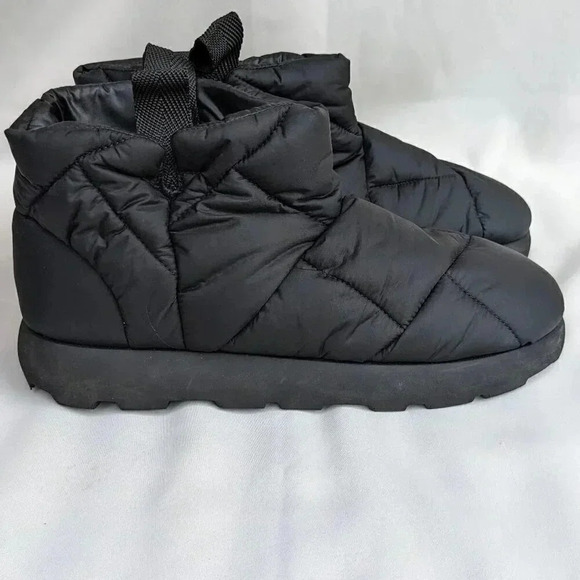 NWOT Piume Studio Quadrato $364 Nylon Matte Black Boots size 9 Ankle Booties - Picture 1 of 8